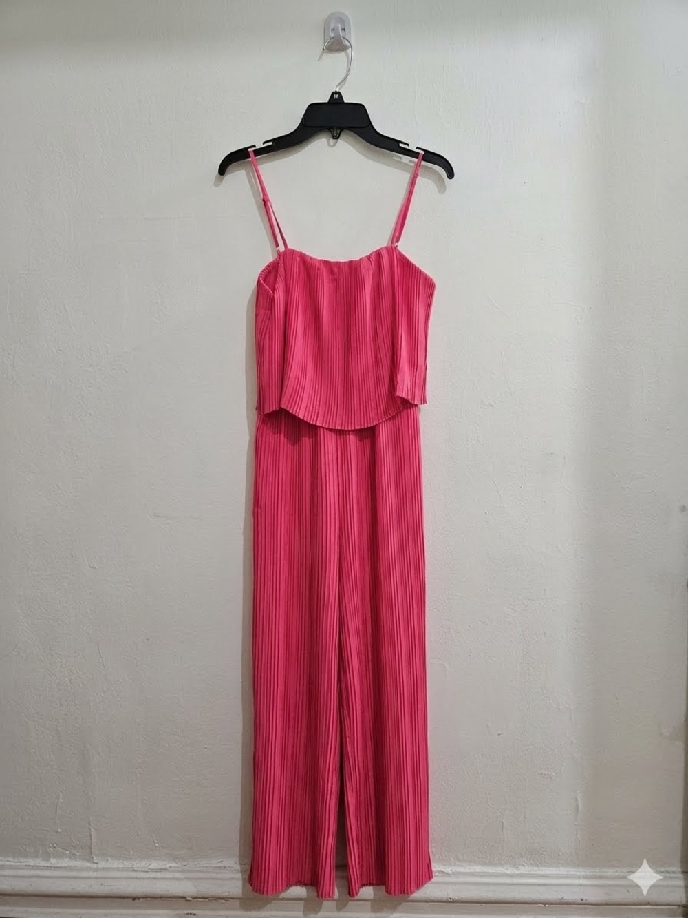 Boutique Fuchsia Pink Plisse Wide-Leg Jumpsuit - Size S (NWT) - Picture 2 of 3